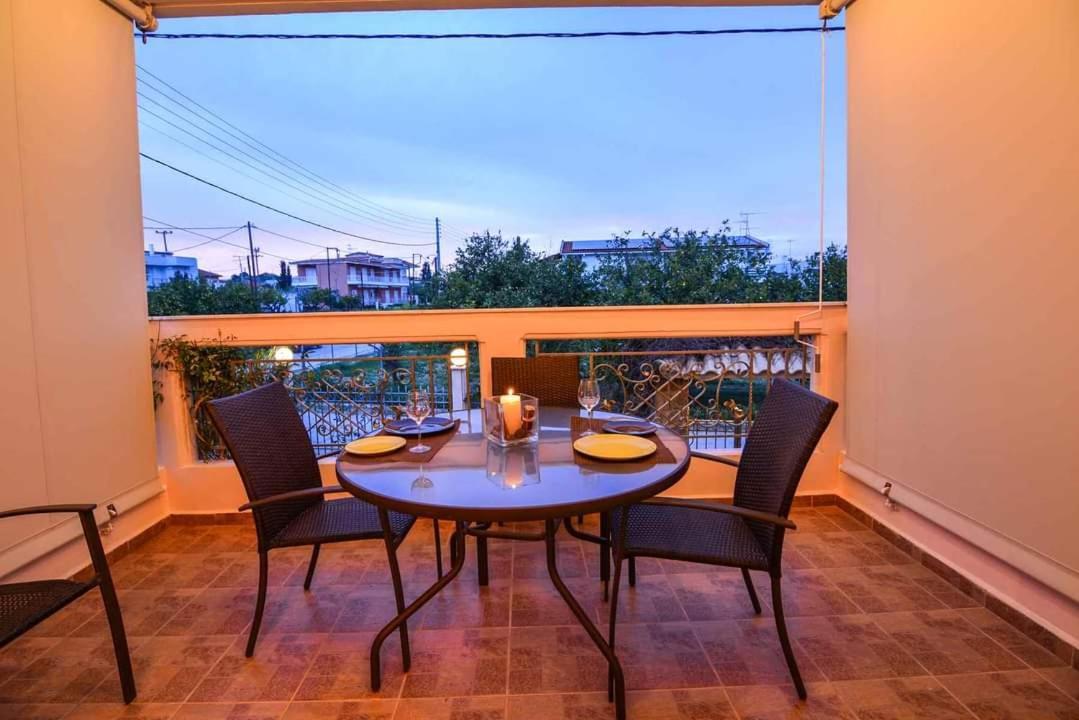 Theoni'S Apartments Xylokastro Exterior photo